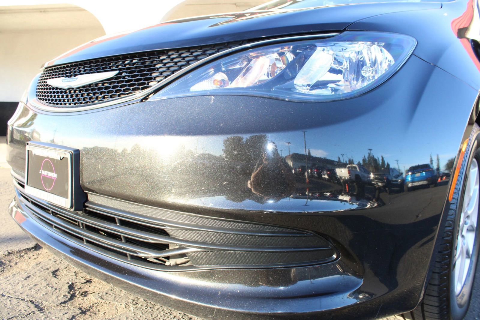 Used 2020 Chrysler Voyager Lxi image 30