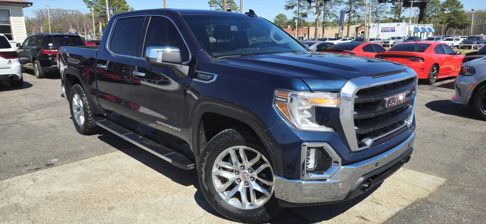 Used 2019 GMC Sierra 1500 SLT w/ SLT Premium Plus Package AWD/4WD image 6