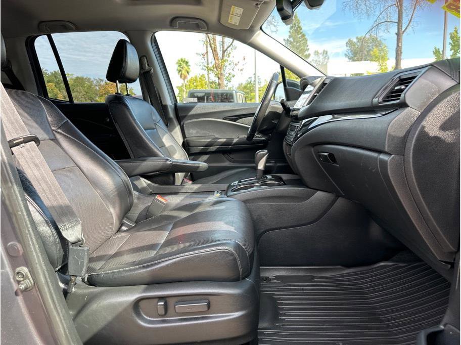 Used 2018 Honda Ridgeline RTL-E image 11