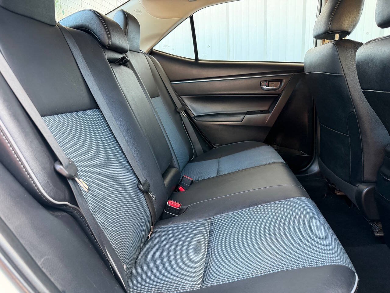Used 2015 Toyota Corolla S FWD image 17