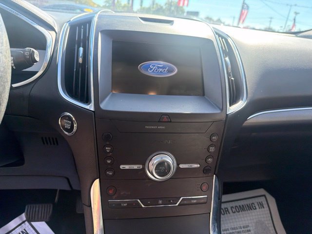 Used 2020 Ford Edge Titanium AWD/4WD image 15