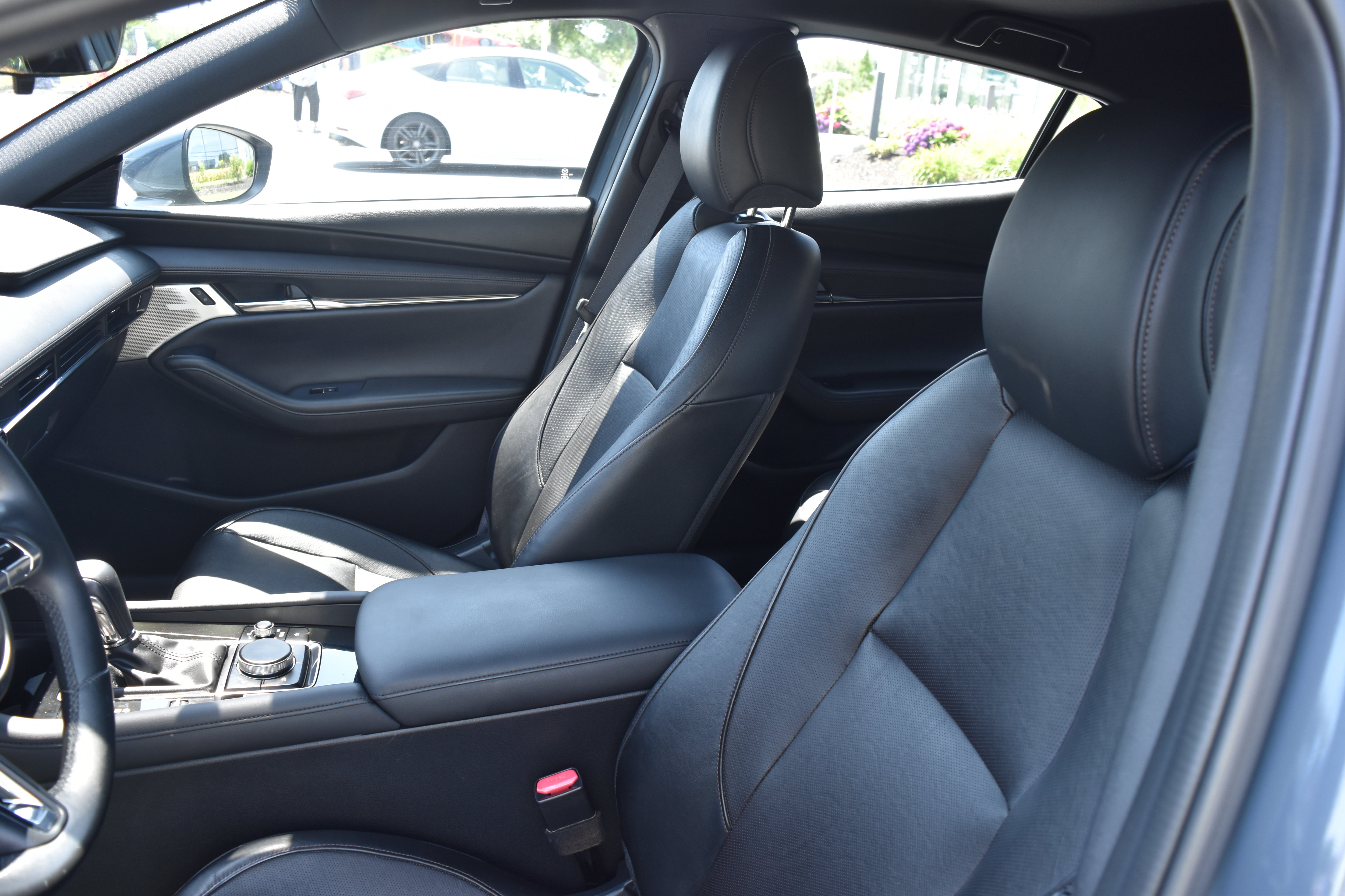 Used 2020 MAZDA MAZDA3 AWD Hatchback w/ Premium Pkg image 12