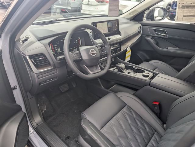 New 2026 Nissan Rogue Platinum image 13