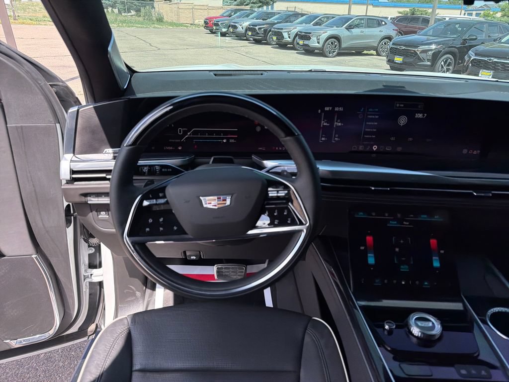 Used 2025 Cadillac Escalade Sport w/ Touring Package AWD/4WD image 15