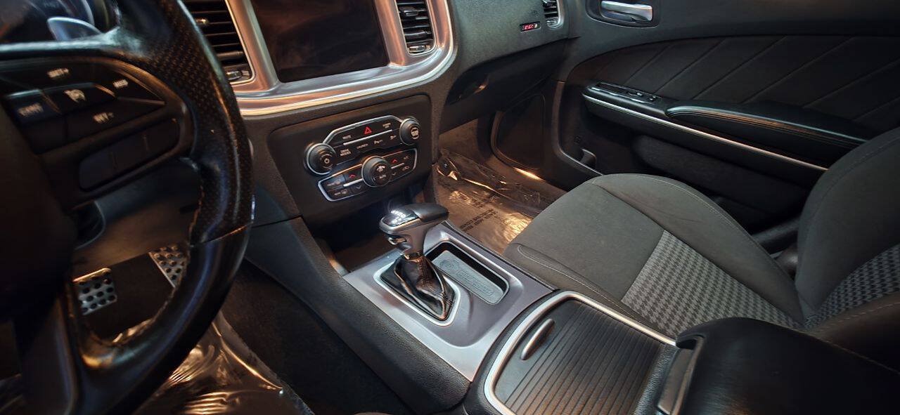 Used 2021 Dodge Charger Scat Pack w/ Navigation & Travel Group RWD image 22