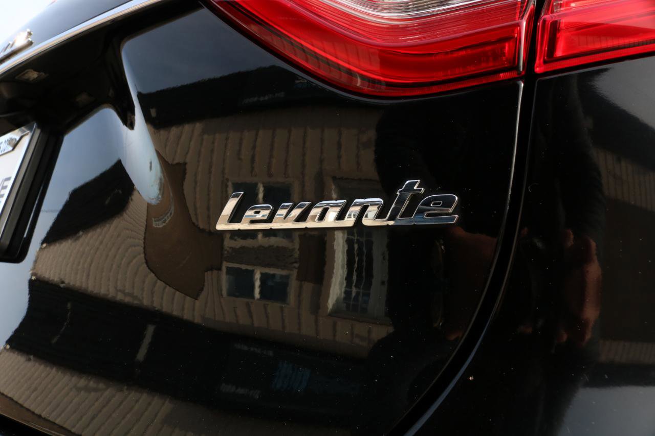 Used 2020 Maserati Levante image 18