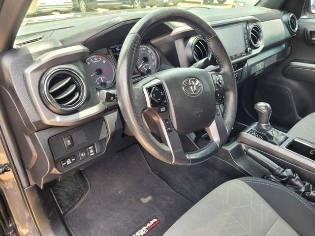 Used 2023 Toyota Tacoma TRD Off-Road AWD/4WD image 33