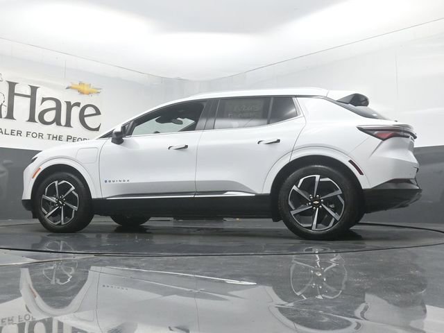New 2025 Chevrolet Equinox EV LT image 33