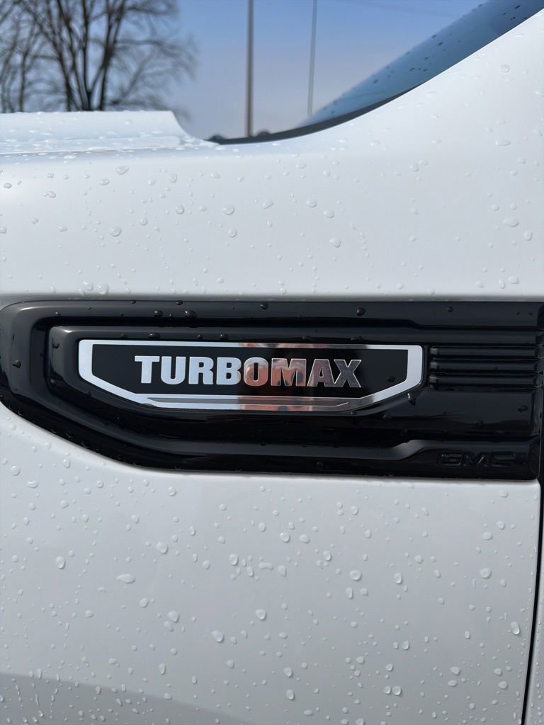 New 2026 GMC Sierra 1500 Elevation image 11