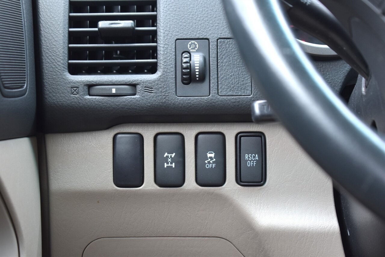 Used 2008 Toyota 4Runner SR5 AWD/4WD image 17