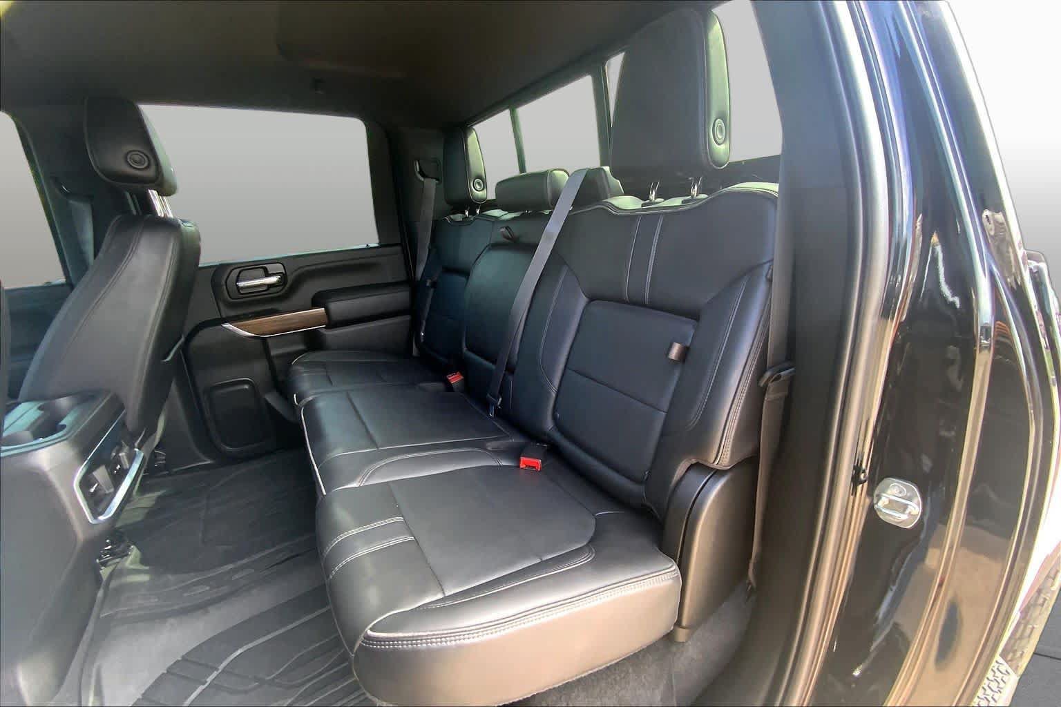 Used 2022 Chevrolet Silverado 2500 High Country w/ Z71 Off-Road Package AWD/4WD image 20