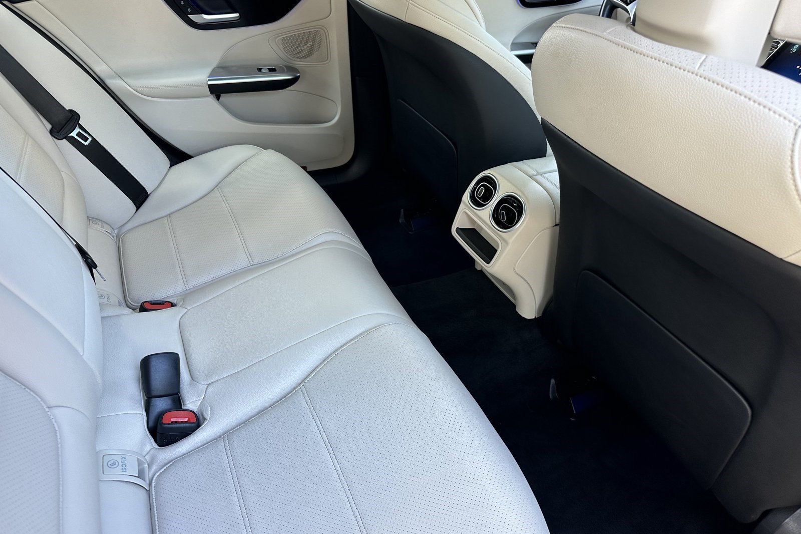 Certified 2022 Mercedes-Benz C 300 Sedan image 32