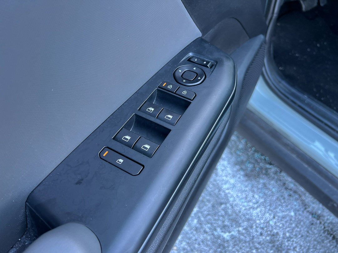 Used 2025 Kia K4 LXS image 11