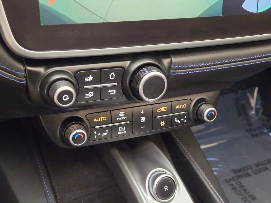 Used 2019 Ferrari Portofino image 40