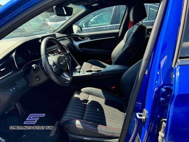 Used 2023 Genesis G70 2.0T w/ Sport Prestige Package image 16