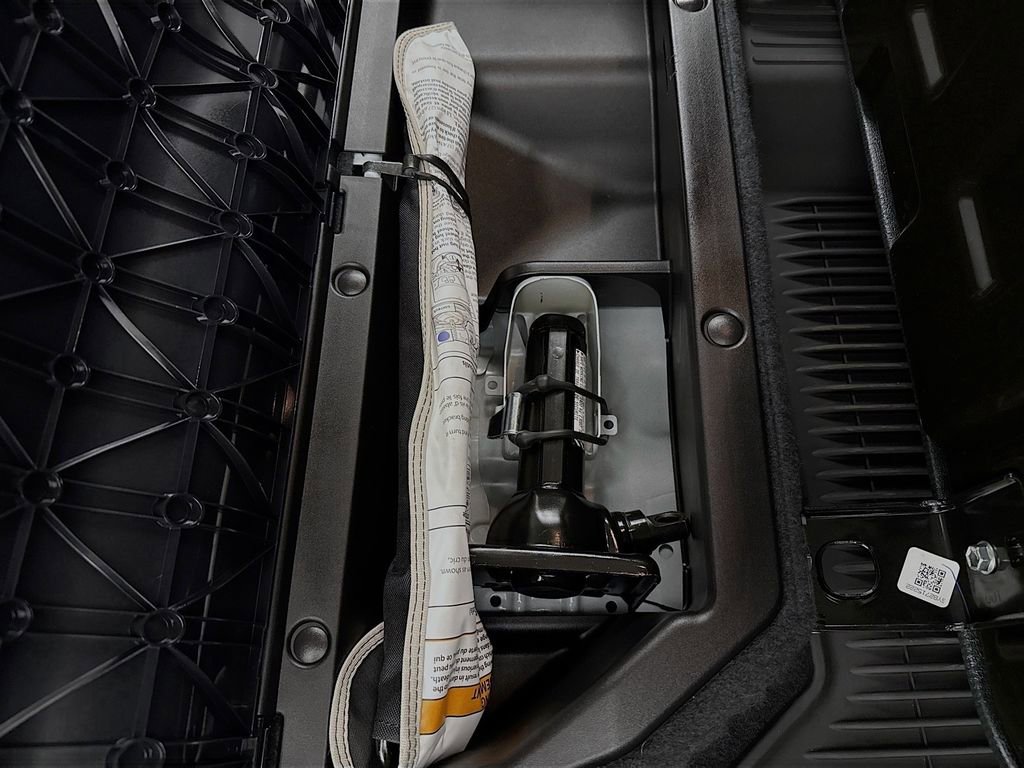 Used 2023 Toyota Tacoma SR image 30