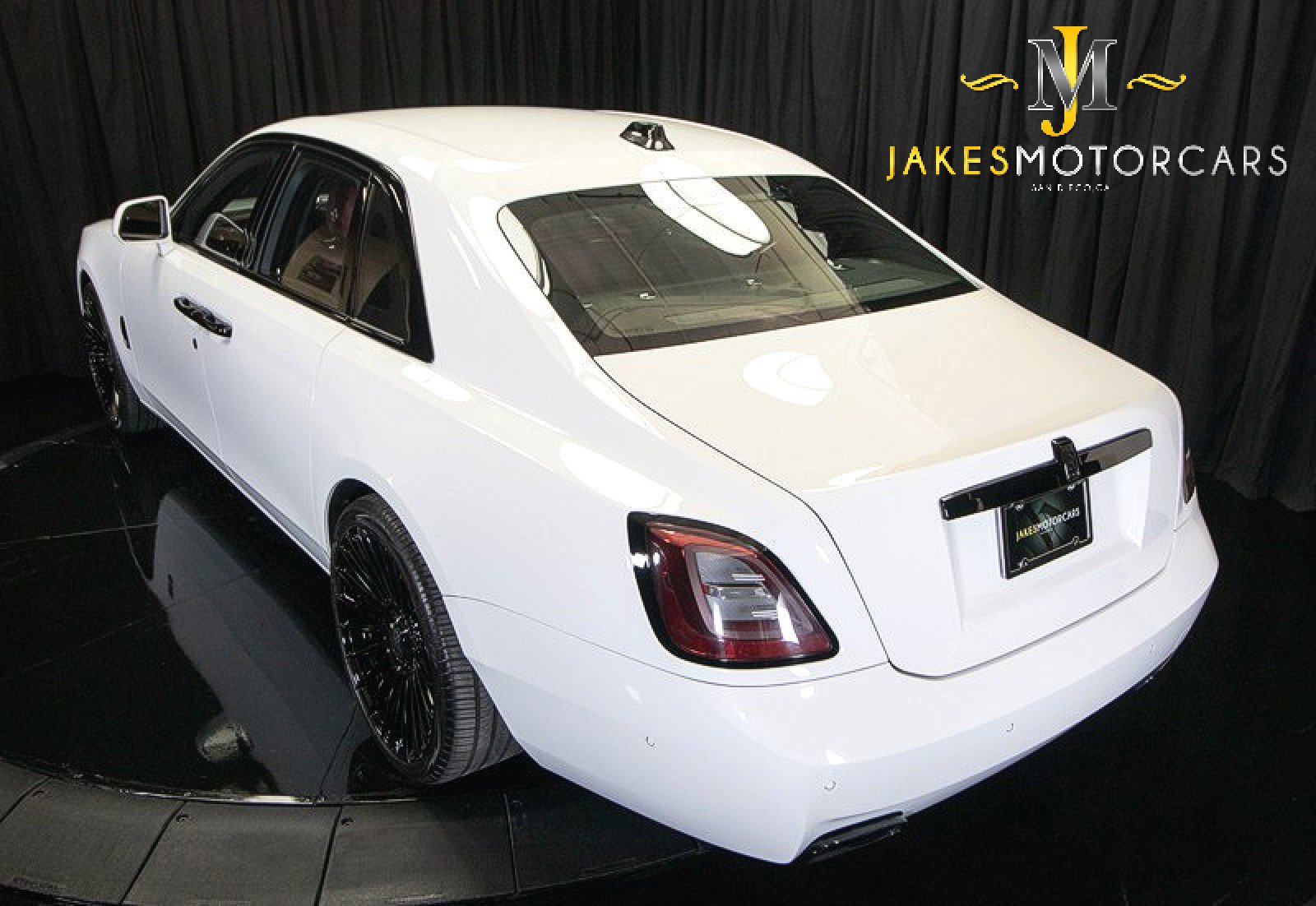 Used 2021 Rolls-Royce Ghost image 11