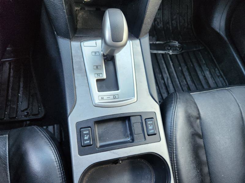 Used 2010 Subaru Outback 2.5i Limited image 29