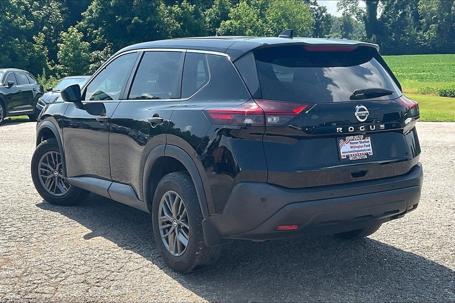 Used 2021 Nissan Rogue S image 4