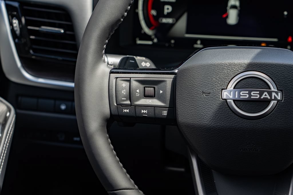 New 2026 Nissan Rogue Platinum AWD/4WD image 14