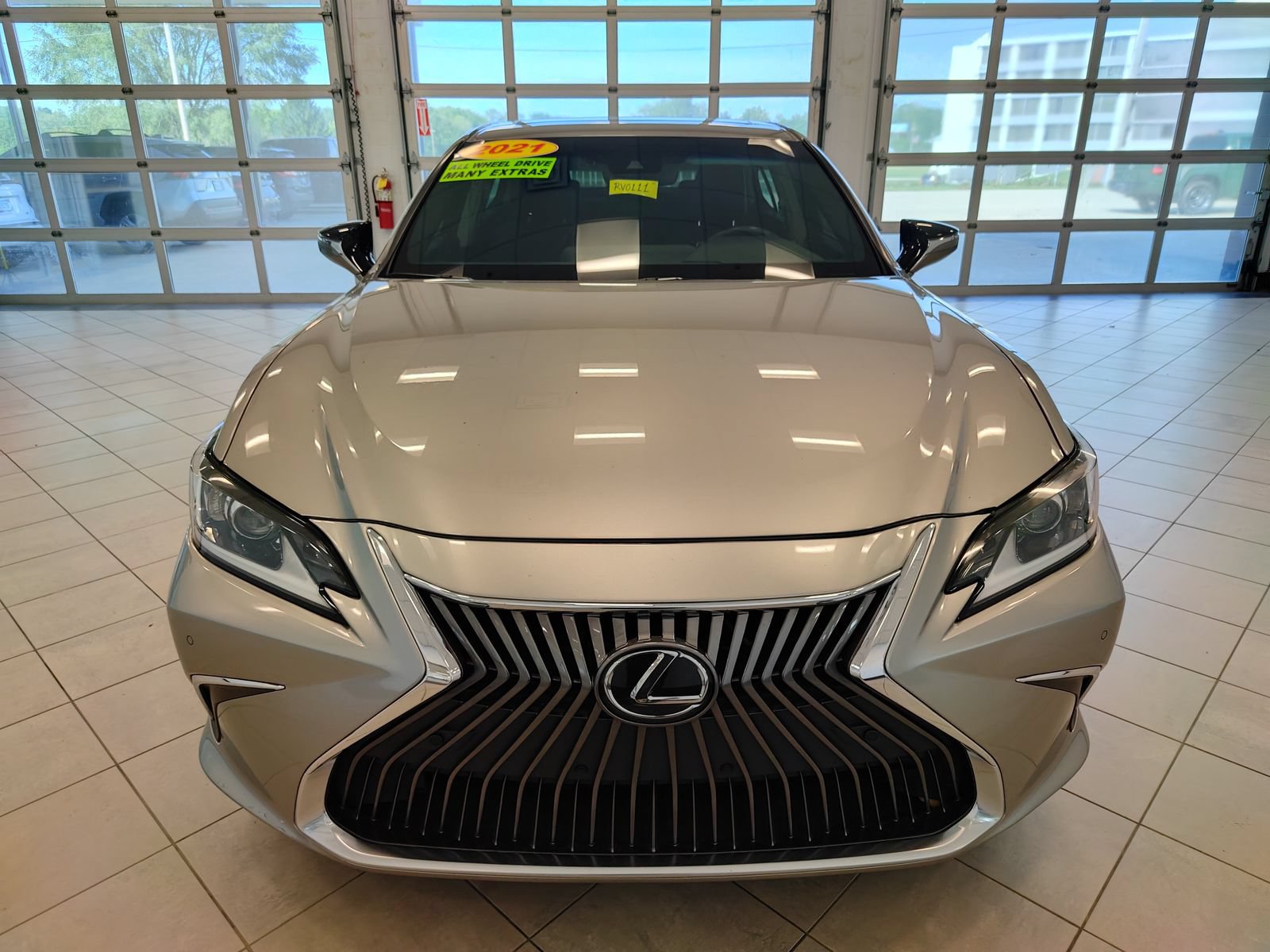 Used 2021 Lexus ES 250 w/ Premium Package AWD/4WD image 5