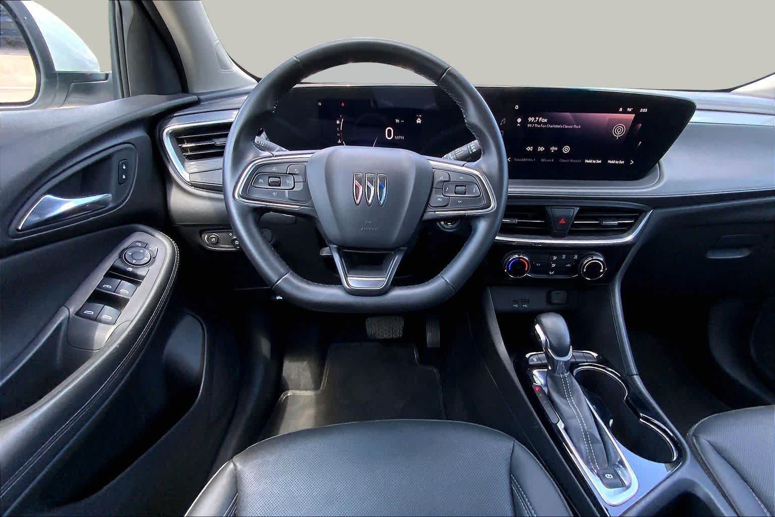 Used 2024 Buick Encore GX Sport Touring FWD image 6