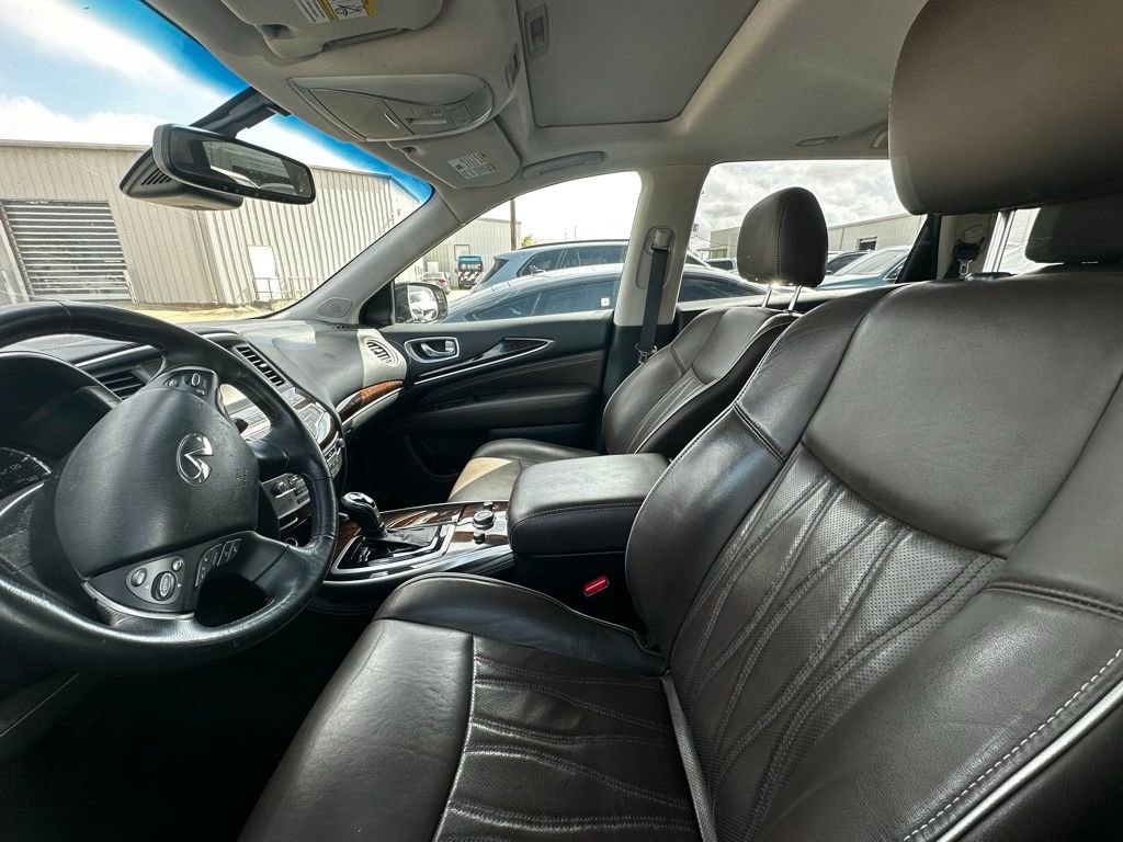 Used 2016 INFINITI QX60 FWD w/ Deluxe Technology Package image 6