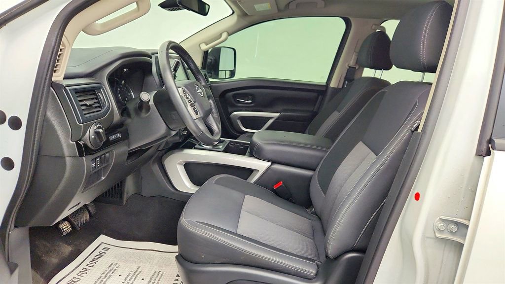 Used 2023 Nissan Titan SV w/ SV Convenience Package AWD/4WD image 19