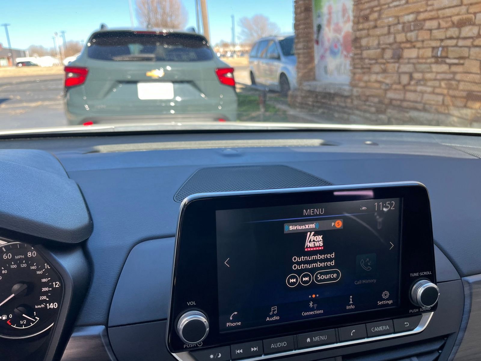 Used 2025 Nissan Altima 2.5 SV image 18