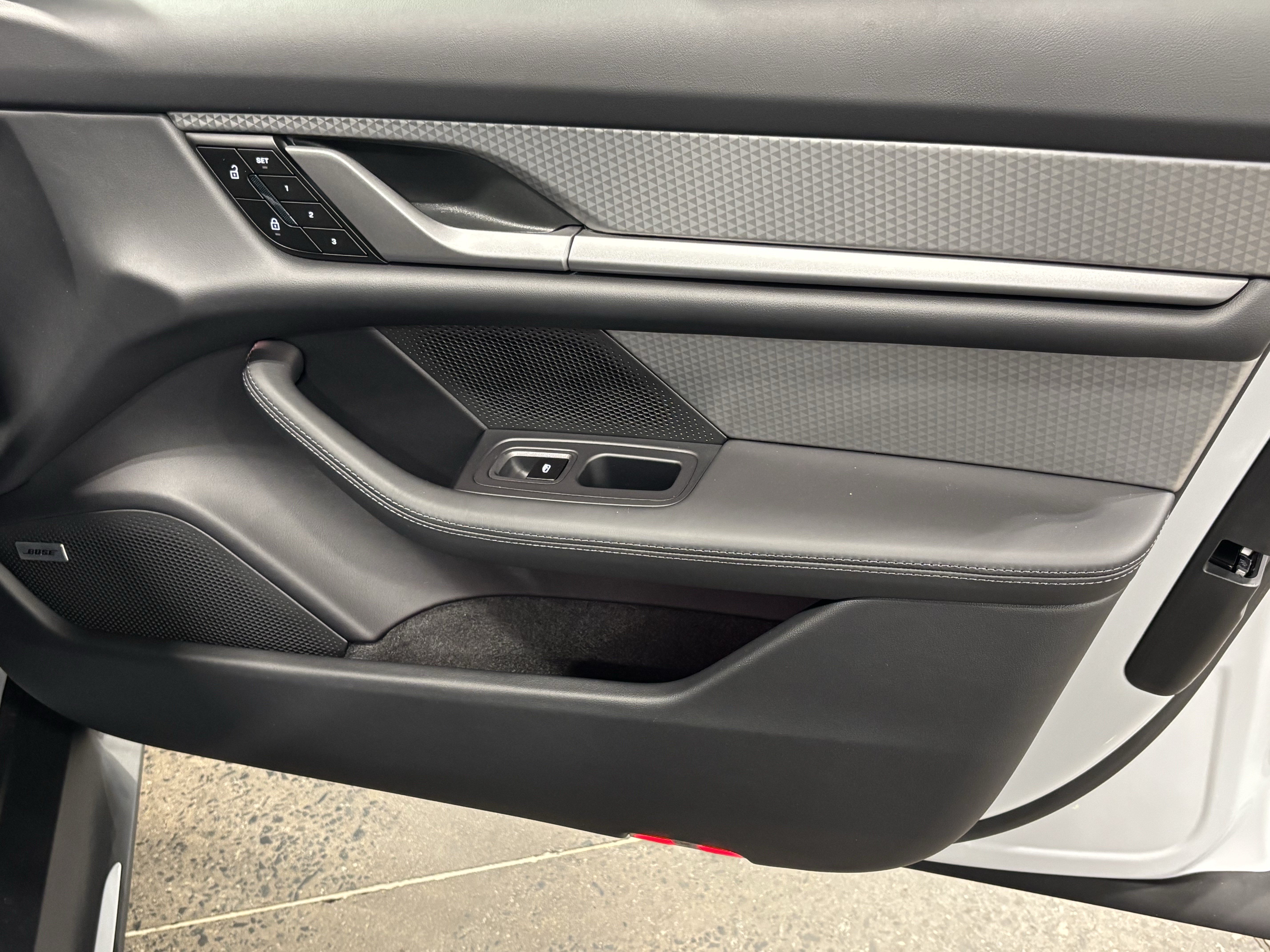 New 2026 Porsche Taycan AWD/4WD image 28