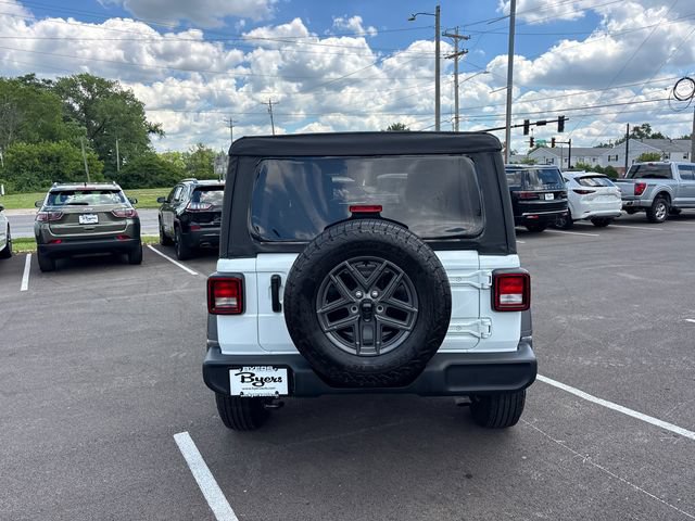 Used 2025 Jeep Wrangler Unlimited Sport AWD/4WD image 28