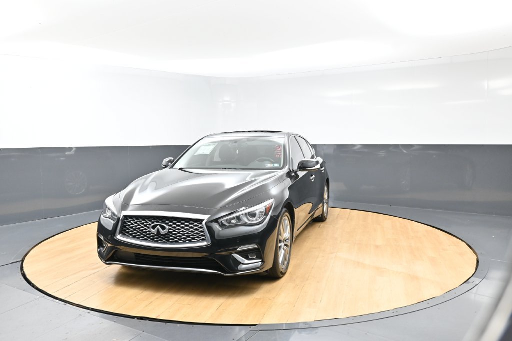 Used 2022 INFINITI Q50 Luxe w/ Cargo Package RWD image 4