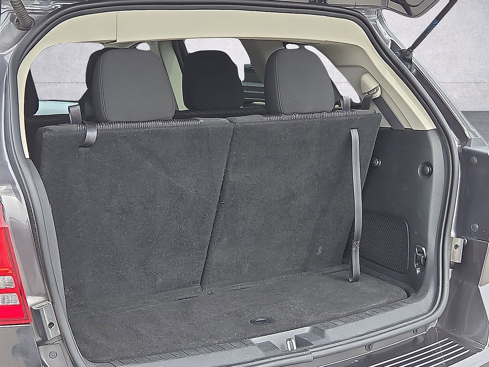 Used 2020 Dodge Journey SE w/ Blacktop Package image 8
