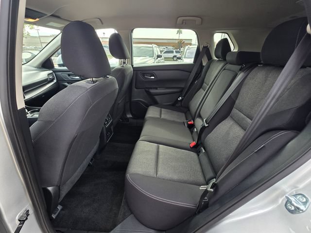 Used 2024 Nissan Rogue SV AWD/4WD image 15