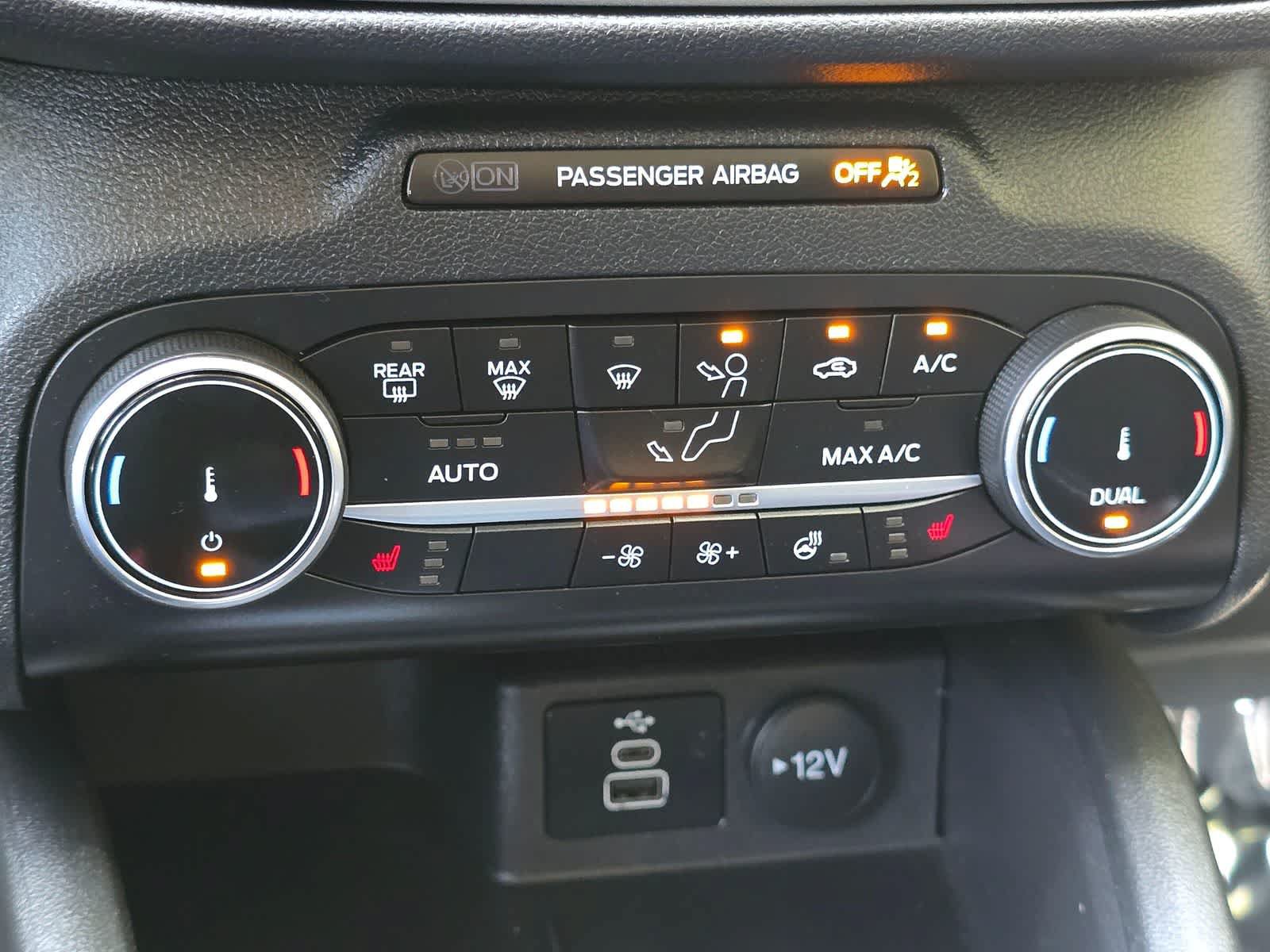 Used 2024 Ford Escape Active AWD/4WD image 23