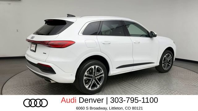 Used 2025 Audi Q5 Premium w/ Convenience Package AWD/4WD image 2