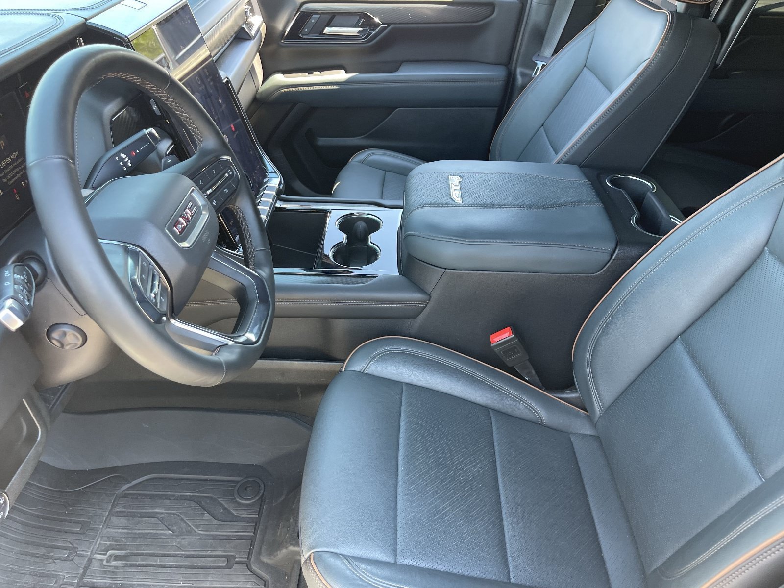 Certified 2025 GMC Yukon AT4 AWD/4WD image 21