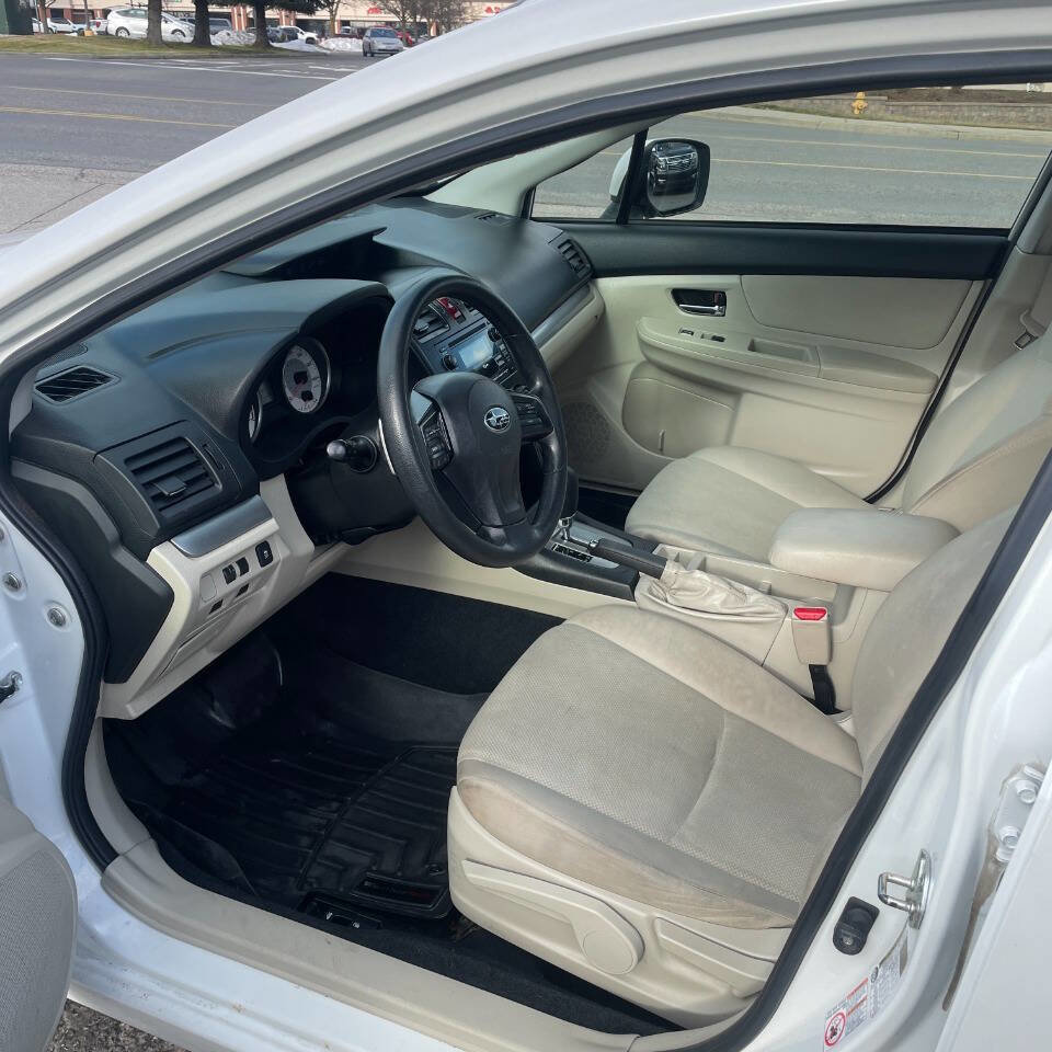 Used 2013 Subaru Impreza 2.0i Premium w/ All-Weather Pkg image 10