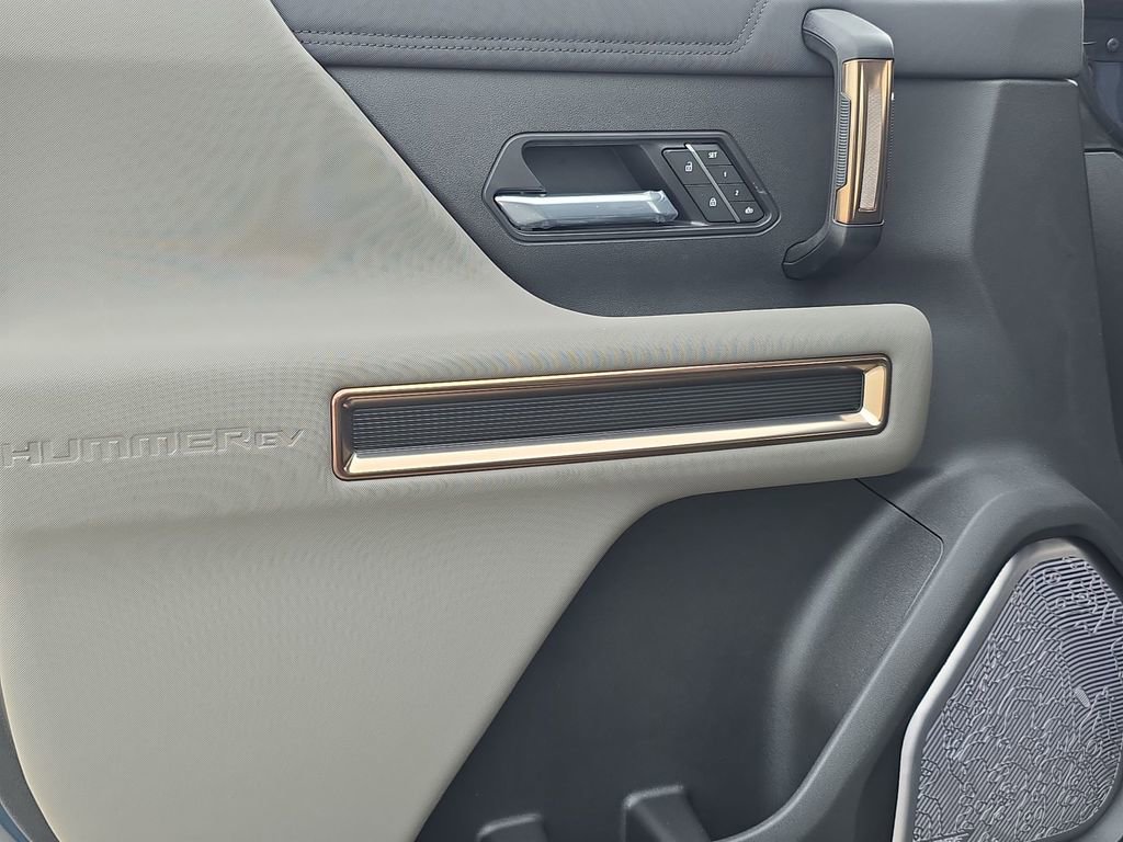 New 2025 GMC Hummer EV 3X w/ LPO, Sport Package image 25