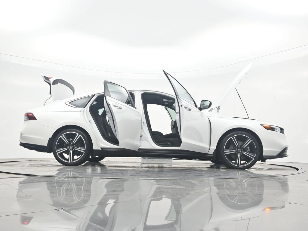 Used 2024 Honda Accord Sport image 34