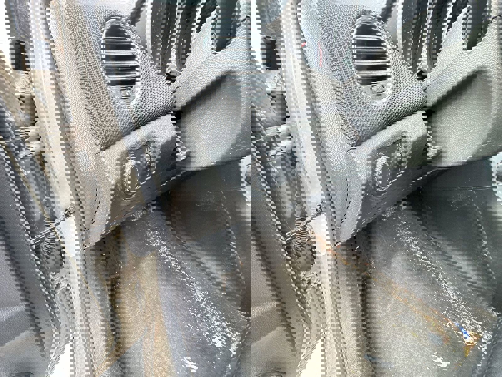 Used 2013 Chevrolet Cruze LT image 13