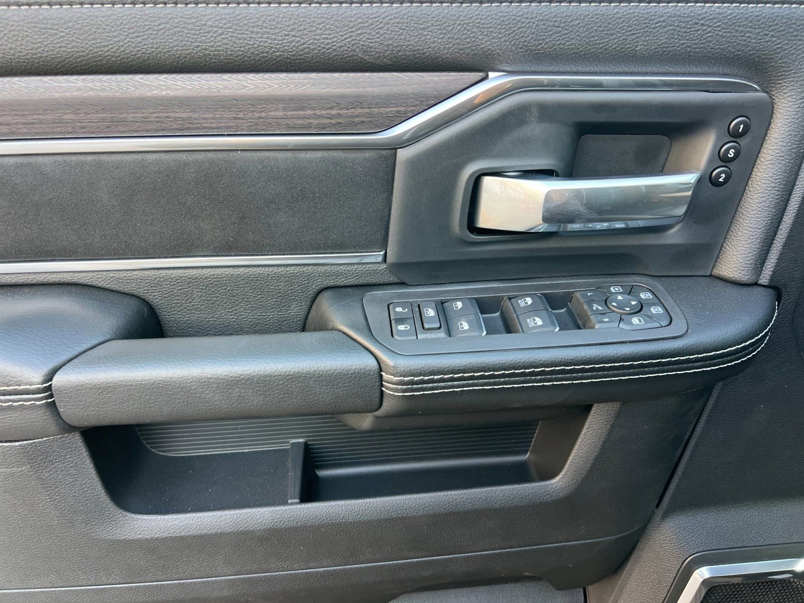 New 2026 RAM 2500 Laramie w/ Night Edition image 11