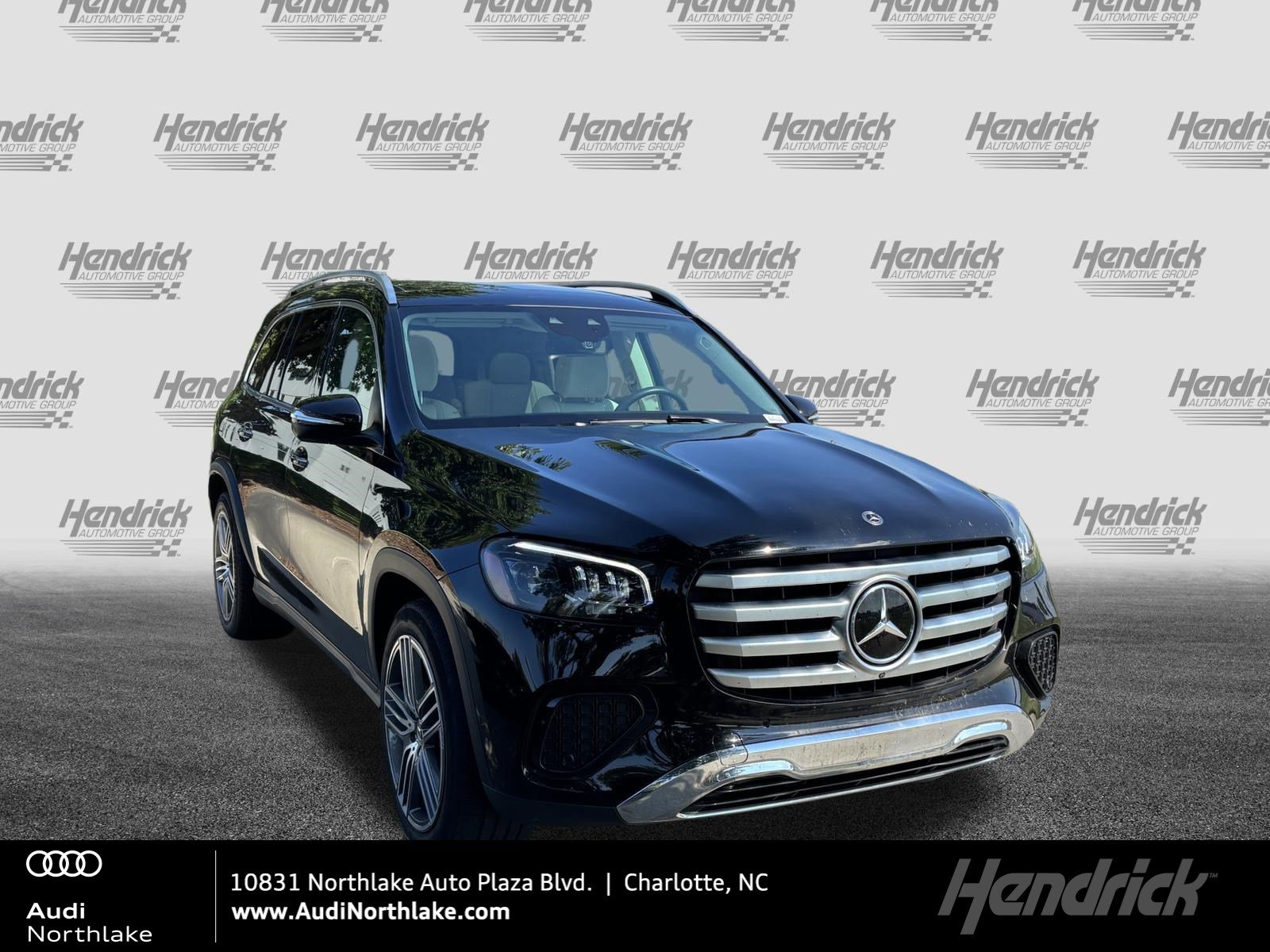 Used 2024 Mercedes-Benz GLS 450 4MATIC image 1