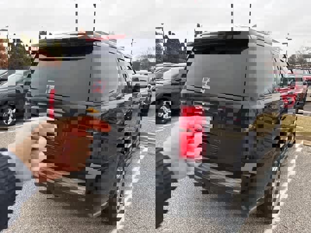 Used 2017 Chevrolet Tahoe LT image 15