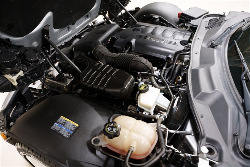 Used 2008 Saturn Sky w/ Premium Trim Package RWD image 23