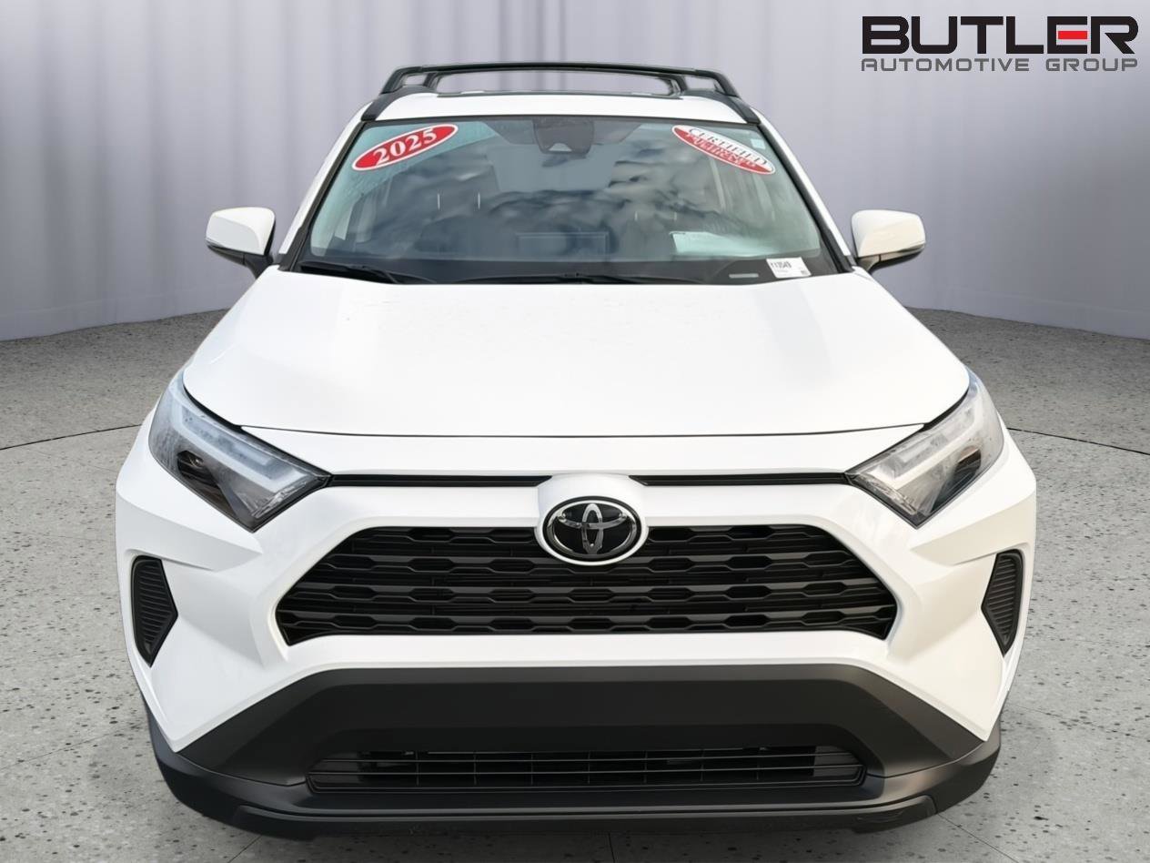 Certified 2025 Toyota RAV4 XLE w/ Convenience Package FWD image 9