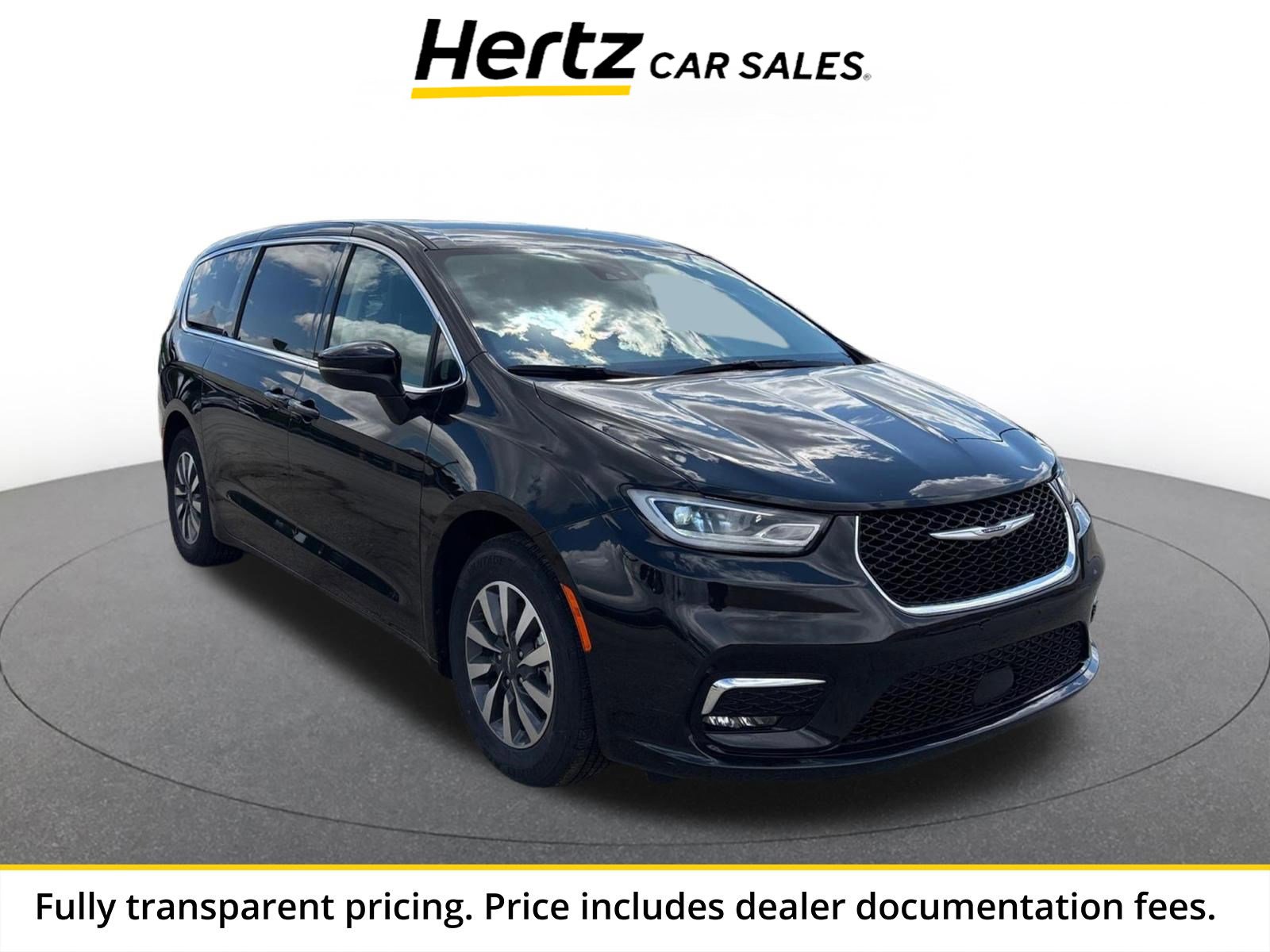 Used 2023 Chrysler Pacifica Touring-L