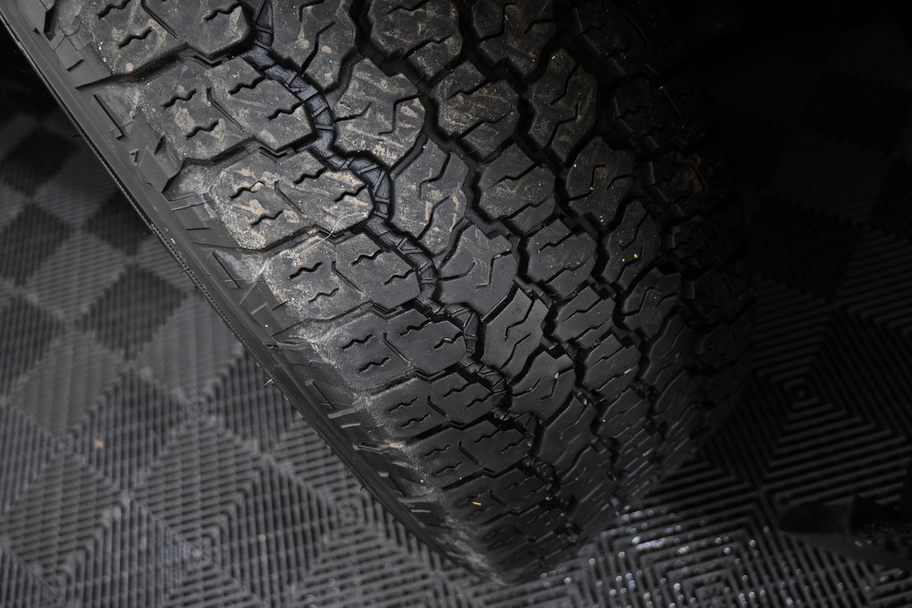 Used 2020 Chevrolet Tahoe LS image 26