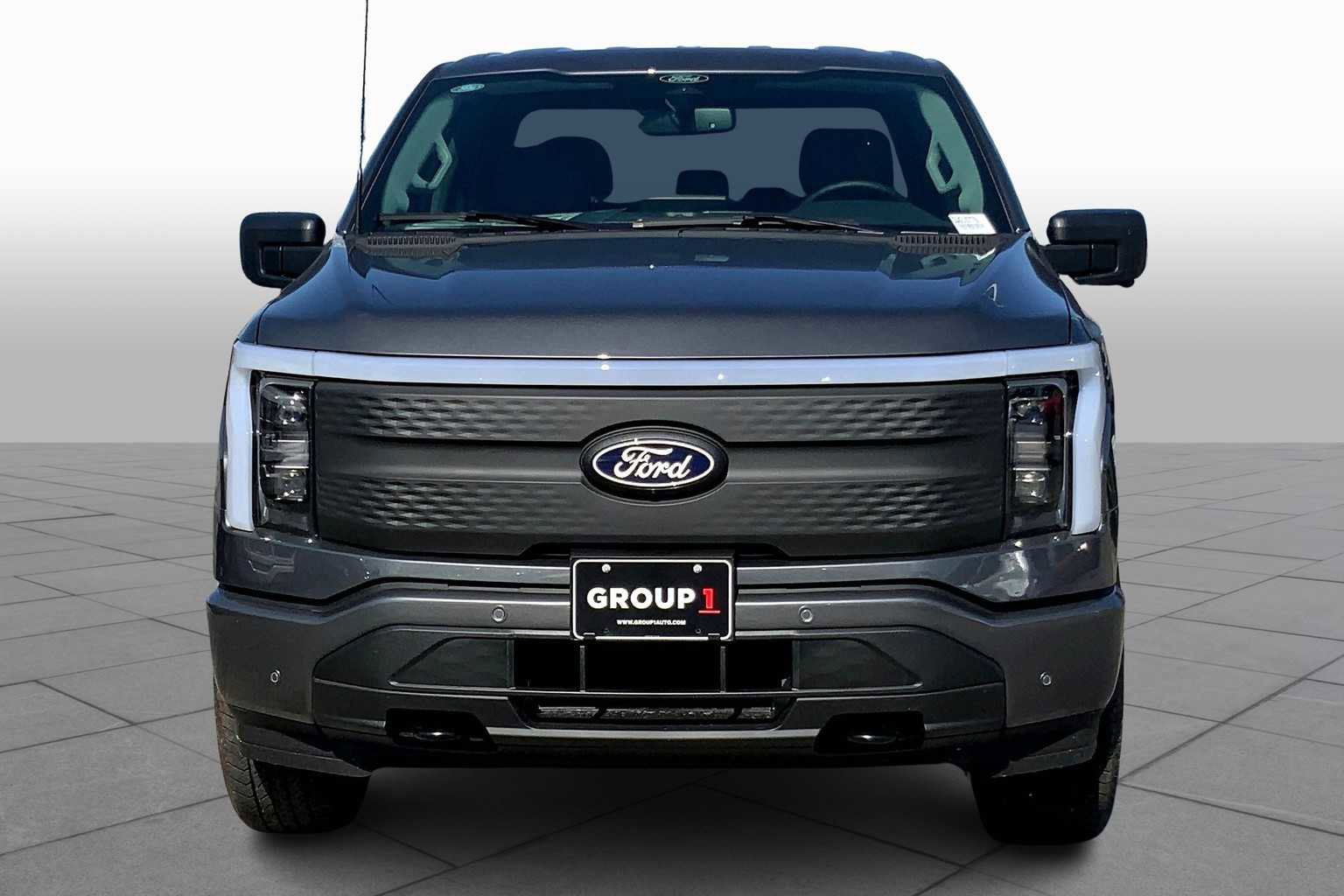 New 2025 Ford F150 Lightning Flash image 3