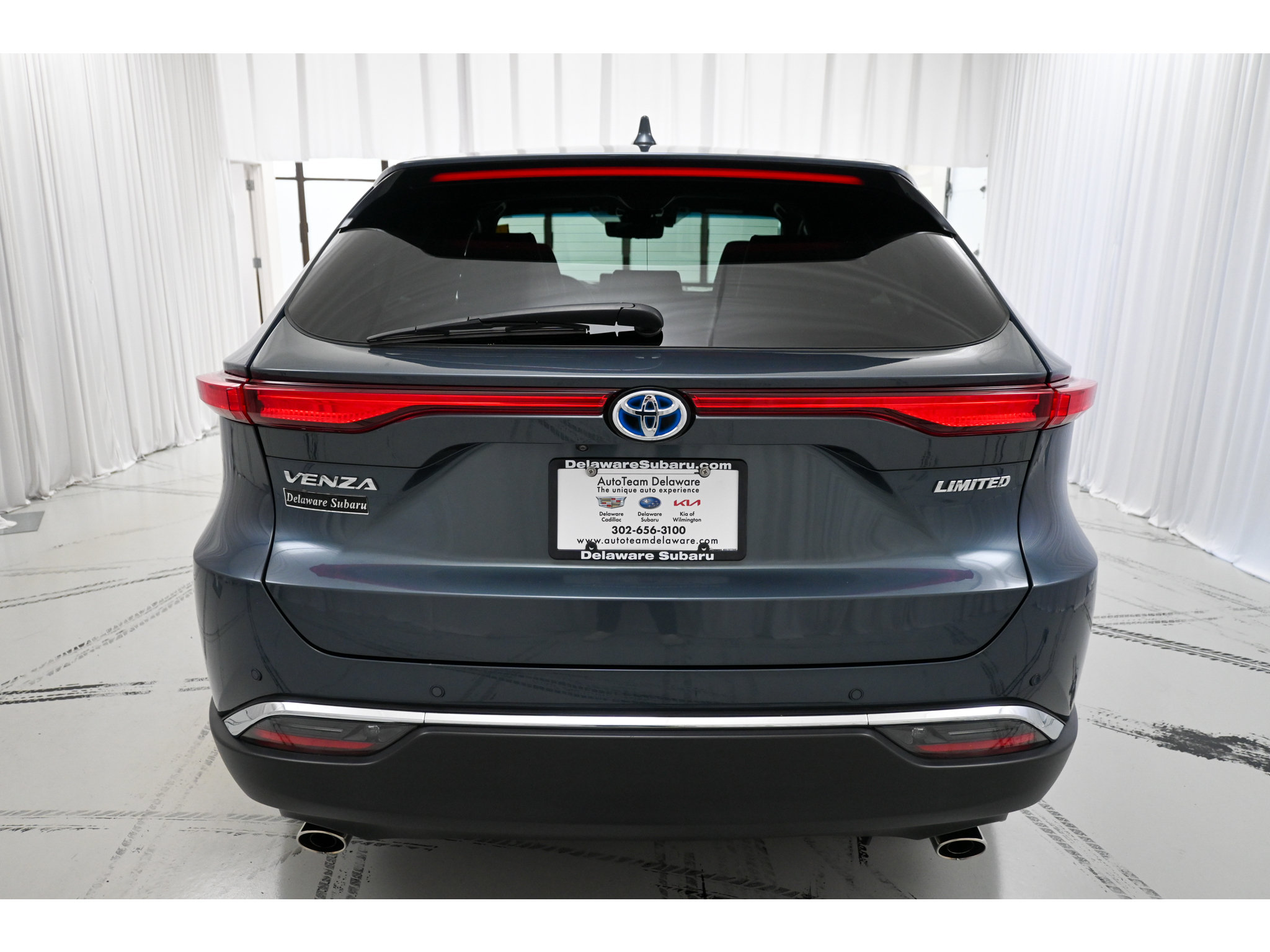 Used 2023 Toyota Venza Limited AWD/4WD image 6